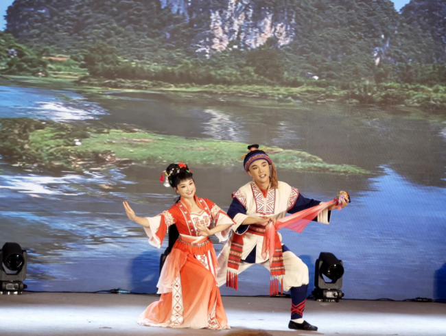 “九九重阳·振奋生存”第七届重阳节公益晚会在京举行